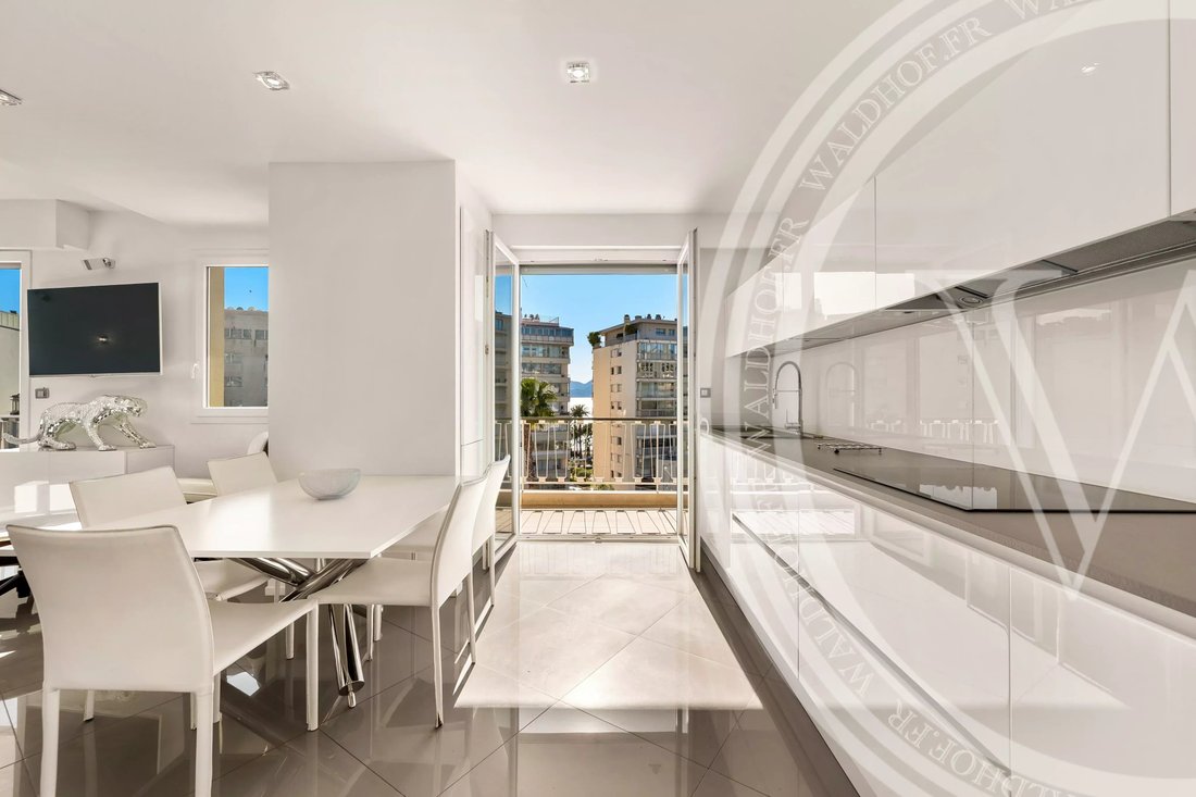Apartment in Cannes, Provence-Alpes-Côte d'Azur, France 2 - 17553289