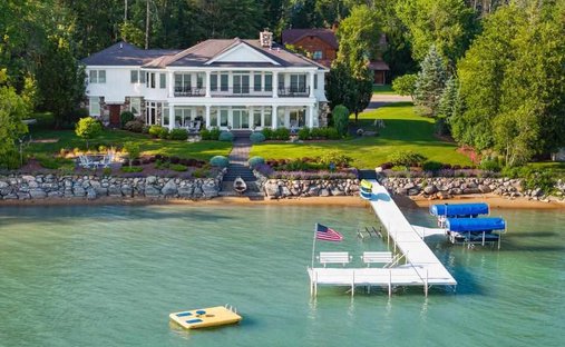 House in Boyne City, Michigan, United States 1