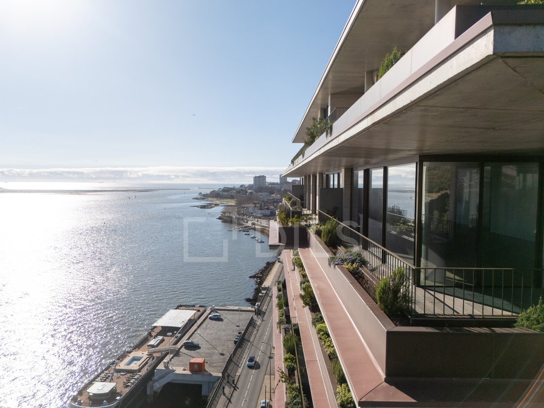 Apartment in Lordelo do Ouro e Massarelos, Porto District, Portugal 1 - 17550285