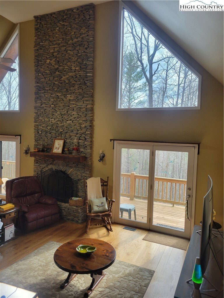 House in Crumpler, North Carolina, United States 4 - 17551951