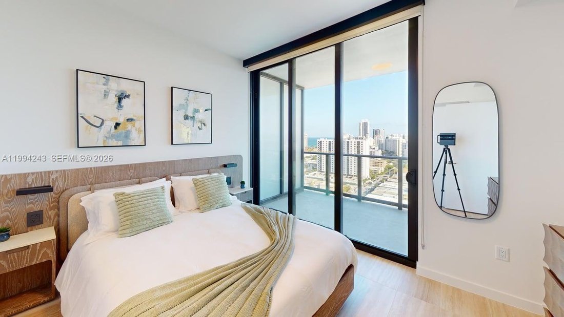 Condo in Miami Beach, Florida, United States 4 - 17552486