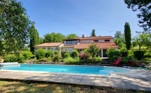 House in Labastide-Denat, Puygouzon, France 1