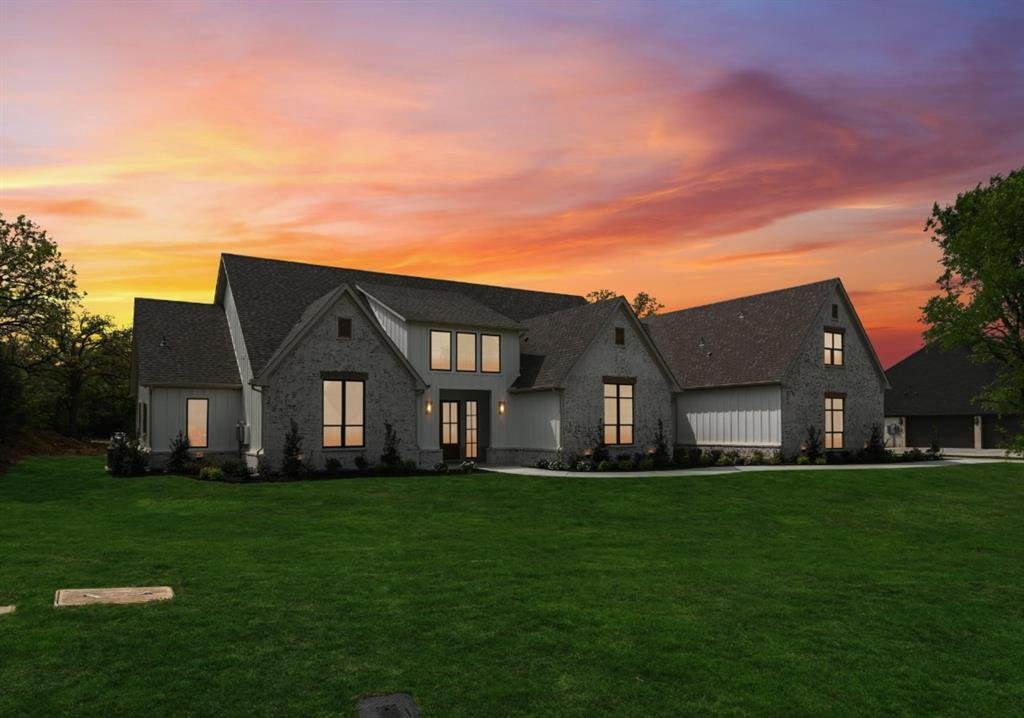 House in Burleson, Texas, United States 5 - 17334198