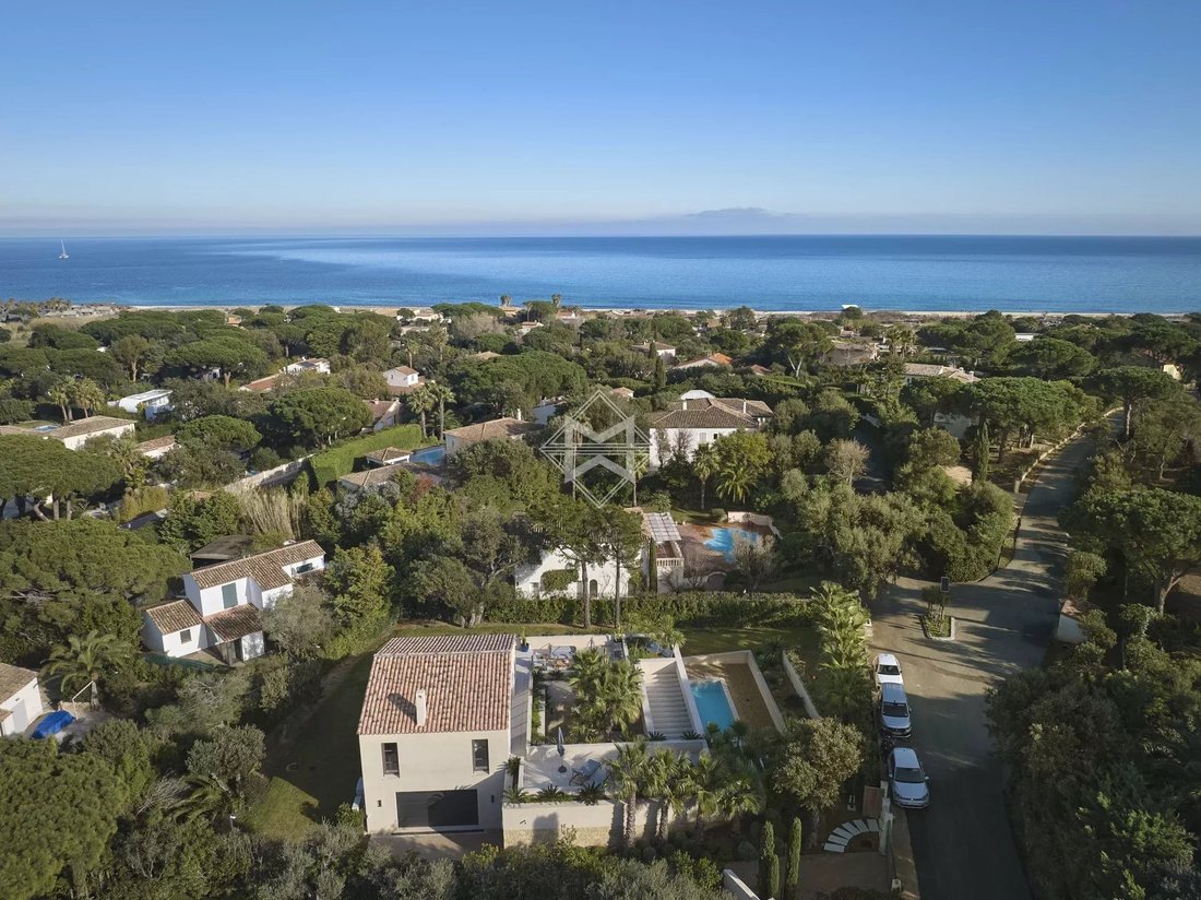 Villa in Ramatuelle, Provence-Alpes-Côte d'Azur, France 4 - 17550375