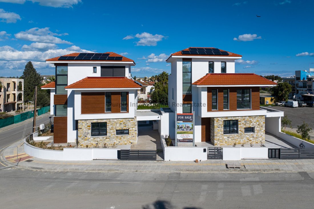 Villa in Pyla, Larnaca, Cyprus 1 - 17550089