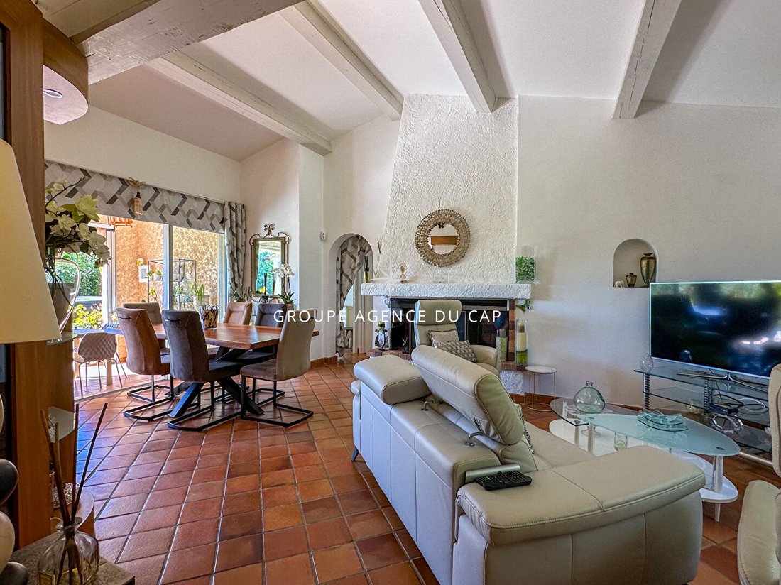 Villa in Nartelle-Noyer-Bellevue-bd des Sardinaux, Sainte-Maxime, France 4 - 17541427