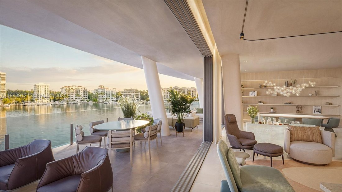 Condo in Miami, Florida, United States 1 - 17549816