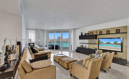 Appartement à Golden Beach, Floride, États-Unis 1
