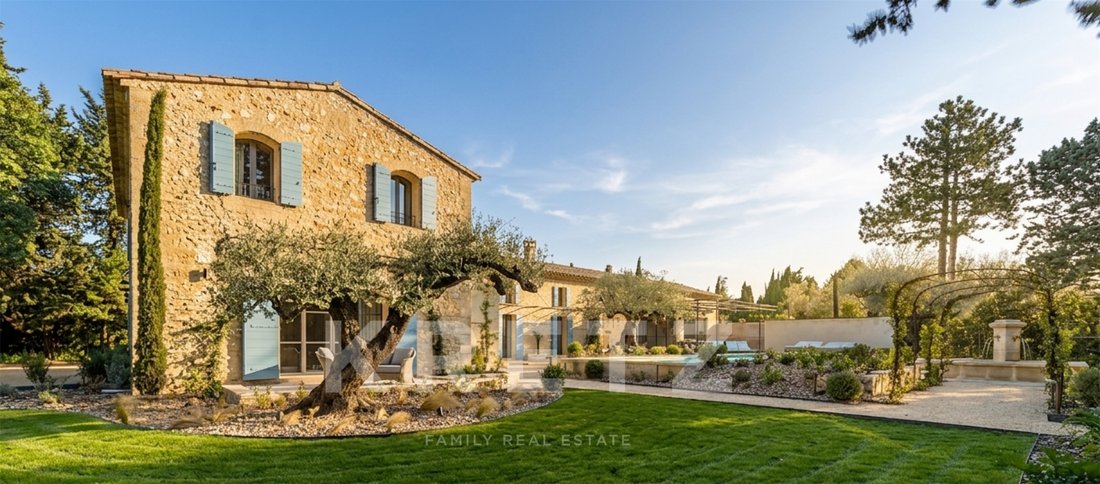 House in Saint-Rémy-de-Provence, Provence-Alpes-Côte d'Azur, France 2 - 17549949