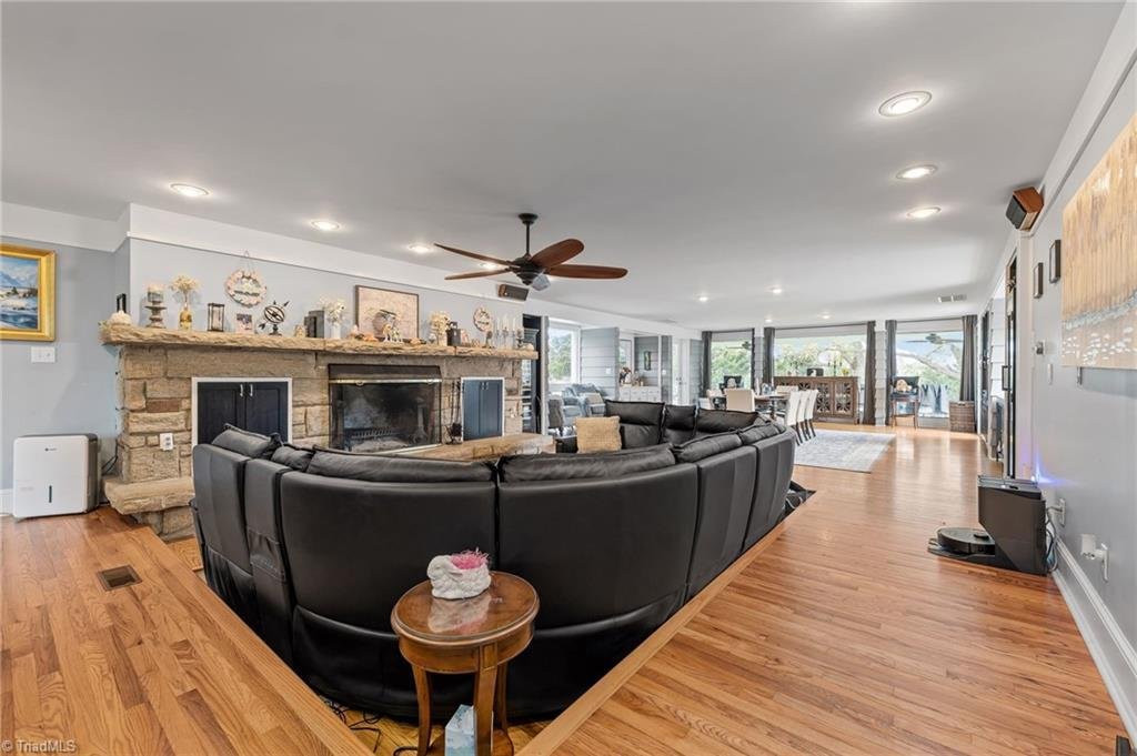 House in Haw River, North Carolina, United States 2 - 17549133
