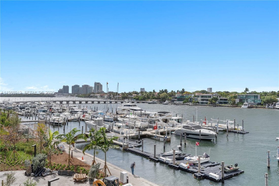 Condo in Miami, Florida, United States 5 - 17549816