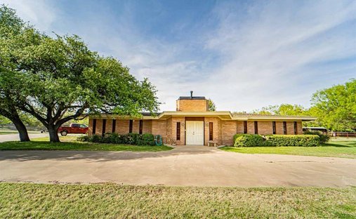 House in Breckenridge, Texas, United States 1