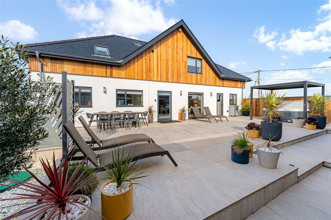 House in Rhosneigr, Wales 2 - 17553050