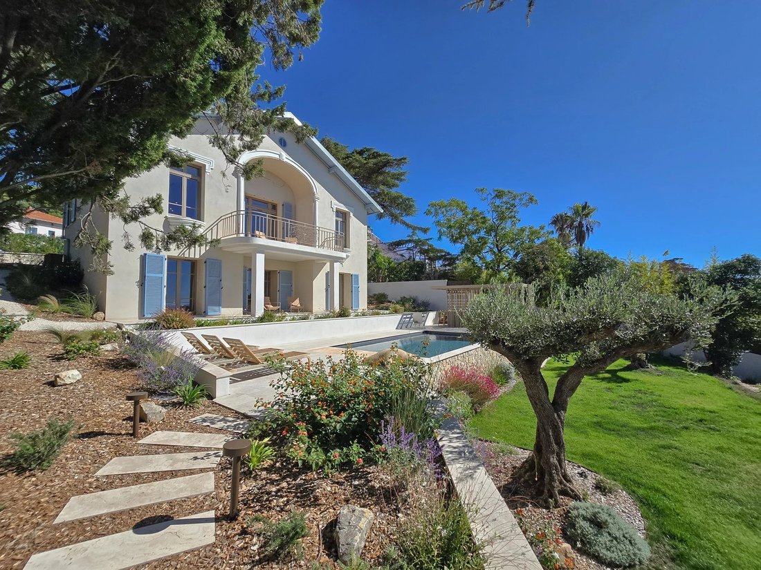 Villa in Aiguebonne, Saint-Raphaël, France 3 - 17532059