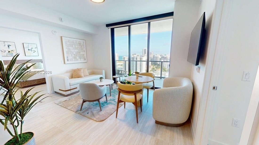 Condo in Miami Beach, Florida, United States 2 - 17552486