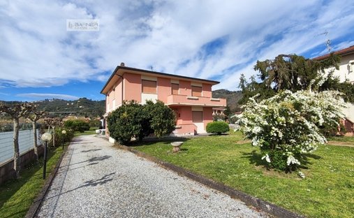 Villa a Massarosa, Toscana, Italia 1