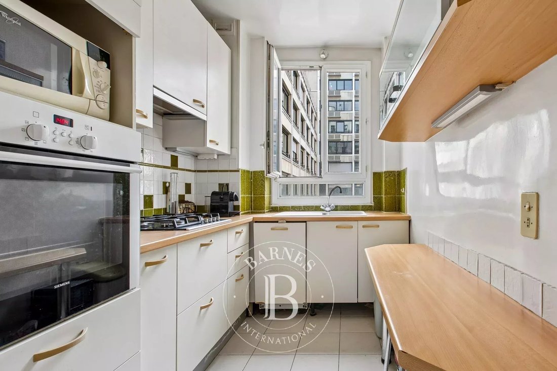 Apartment in Muette Nord, Paris 16e Arrondissement, Paris 4 - 17549957