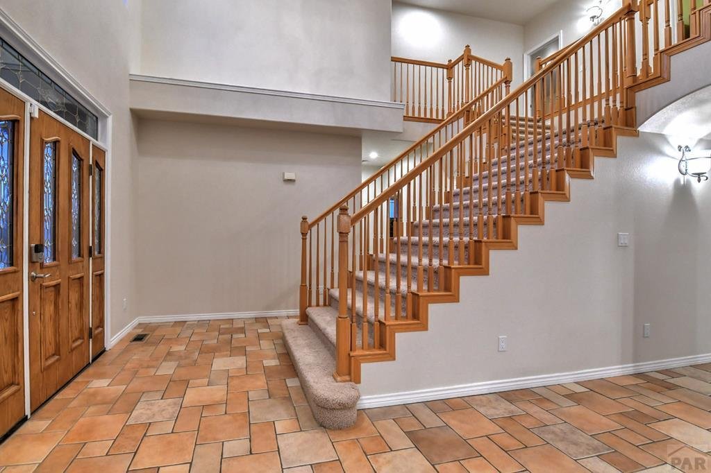 House in Colorado Springs, Colorado, United States 4 - 17555022