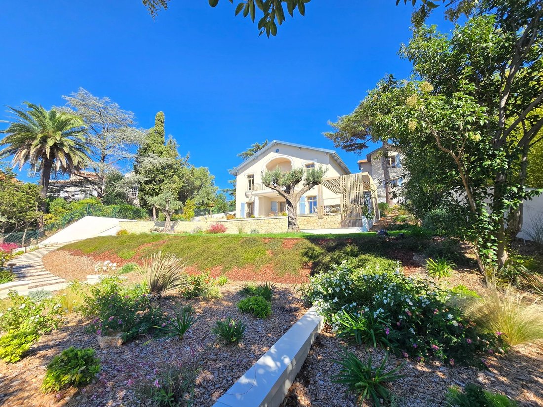 Villa in Aiguebonne, Saint-Raphaël, France 5 - 17532059