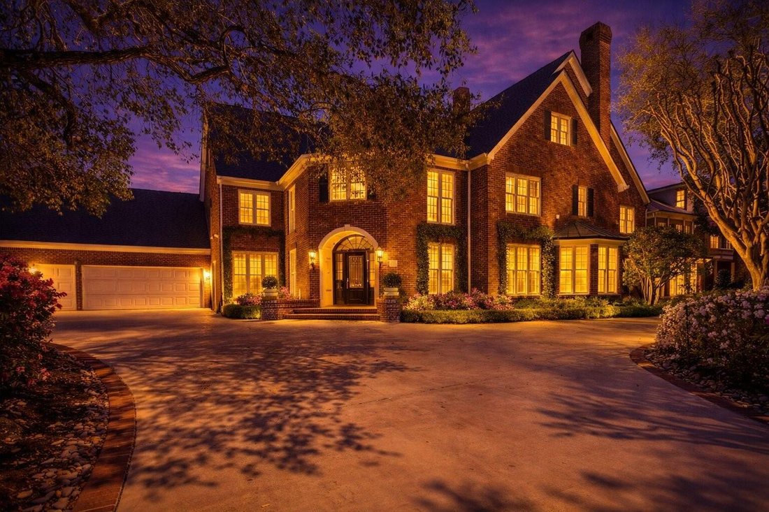 House in Sugar Land, Texas, United States 2 - 16507026