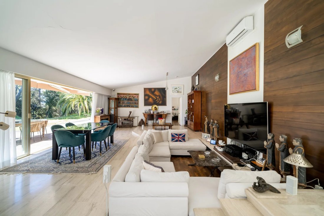 Villa in Mougins, Provence-Alpes-Côte d'Azur, France 2 - 17553249