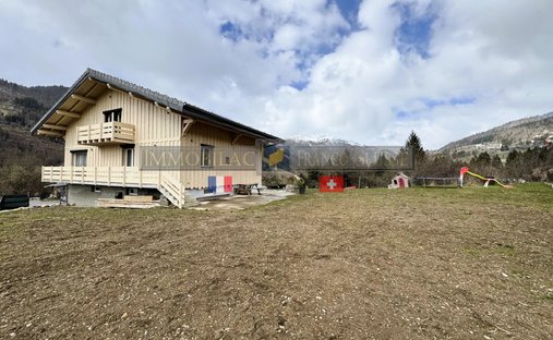 House in Onnion, Auvergne-Rhône-Alpes, France 1