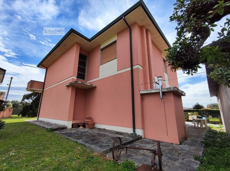 Villa in Massarosa, Tuscany, Italy 4 - 17551724