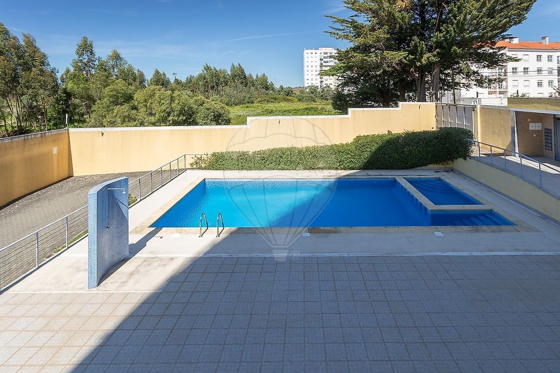 Apartment in Mina de Agua, Lisbon, Portugal 5 - 17548966