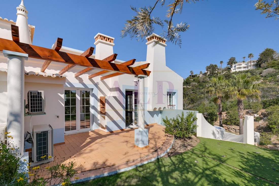 Villa in Vila do Bispo e Raposeira, Algarve, Portugal 2 - 17550917