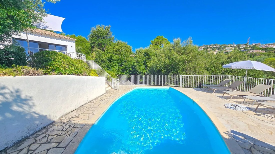 Villa à Les Issambres, Roquebrune-sur-Argens, France 4 - 17532069