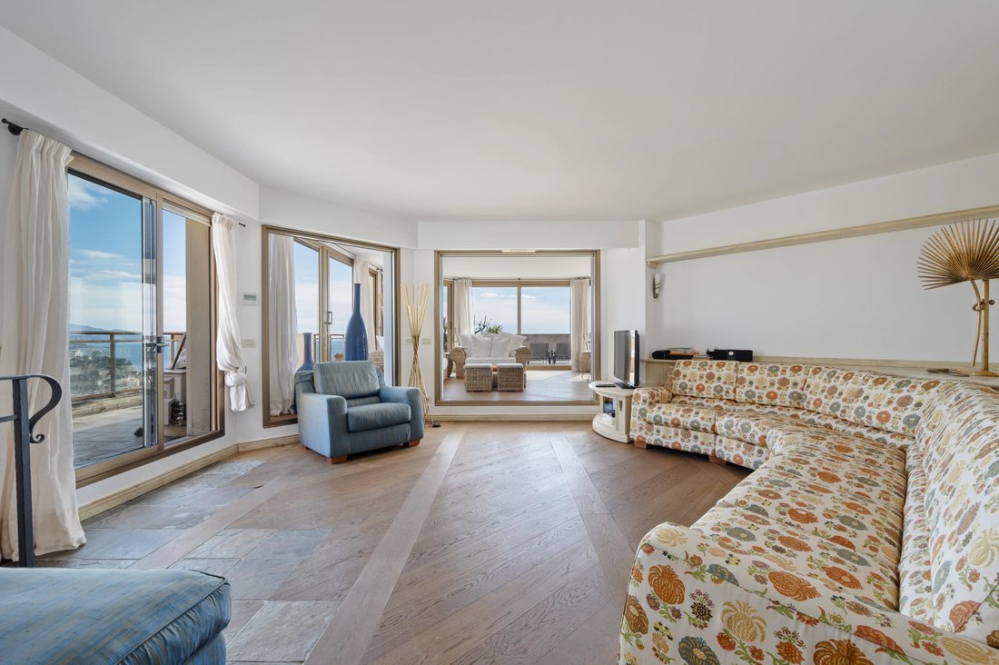 Apartment in Saint-Jean-Cap-Ferrat, Provence-Alpes-Côte d'Azur, France 4 - 17549975