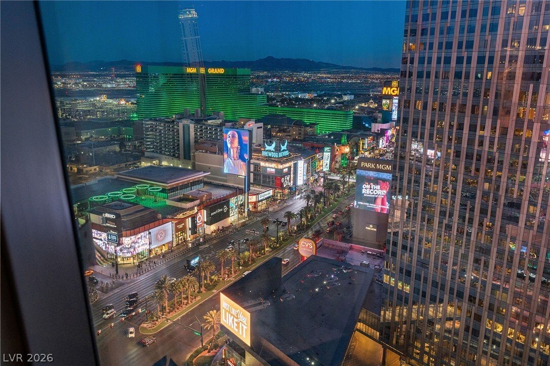 House in Las Vegas, Nevada, United States 4 - 17548788