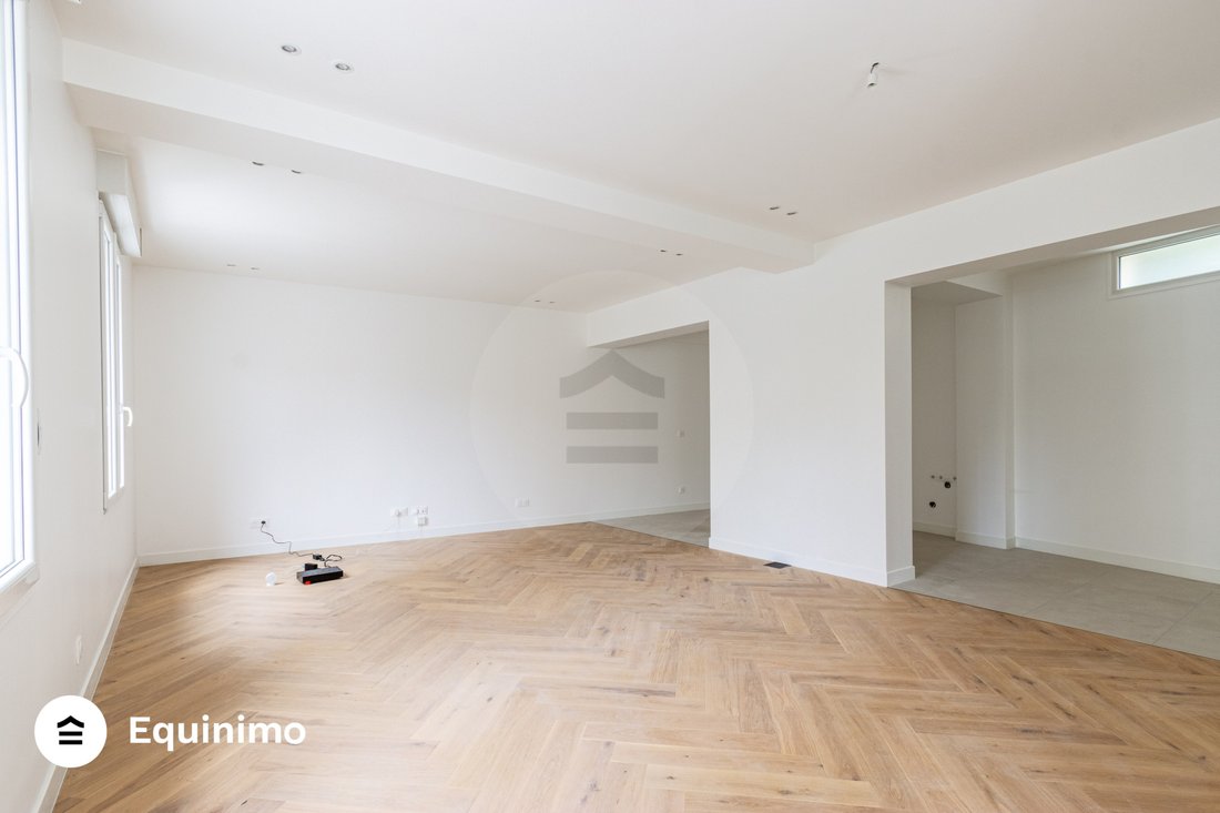 House in Fontenay-sous-Bois, Ile-de-France, France 4 - 17549474
