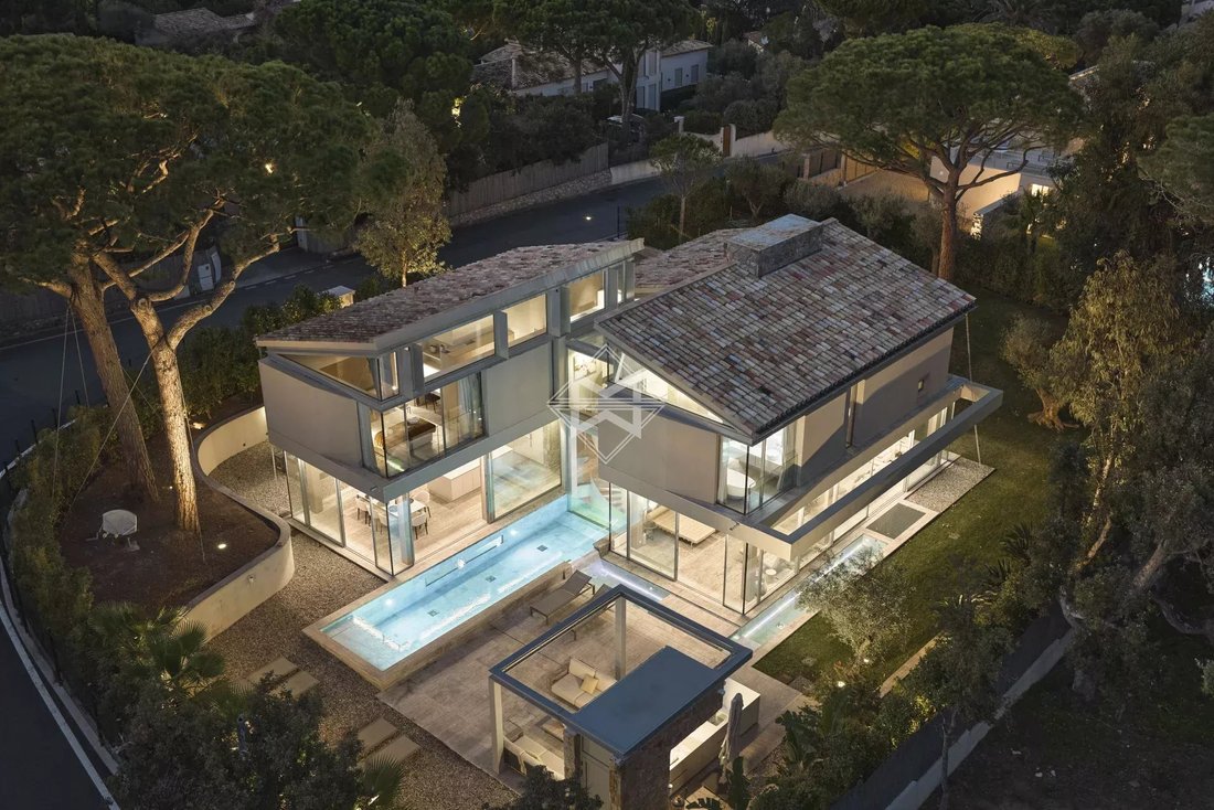 Villa in Zone Est Diffuse, Saint-Tropez, France 1 - 17550394