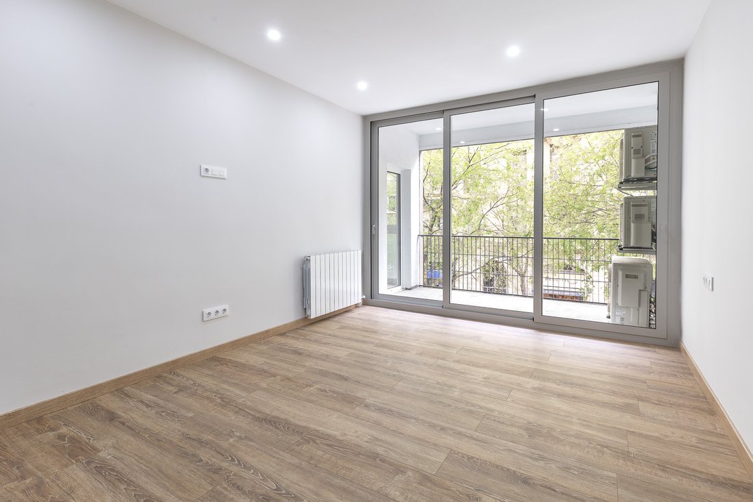 Apartment in Eixample, Barcelona, Spain 2 - 17553259