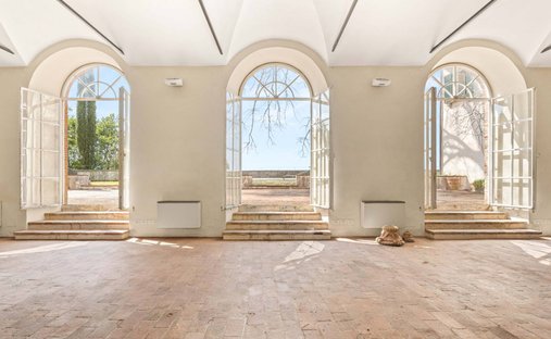 Villa in Bolognese Street, Florence, Italy 1