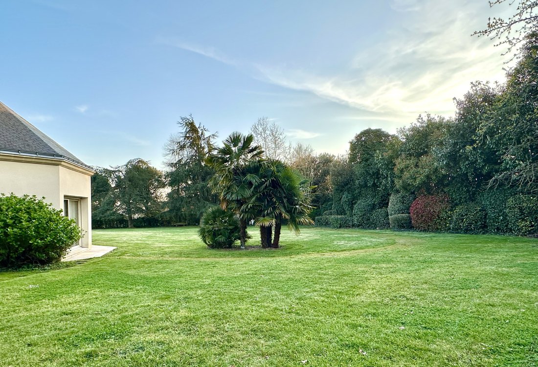 House in Mauves-sur-Loire, Pays de la Loire, France 2 - 17549552