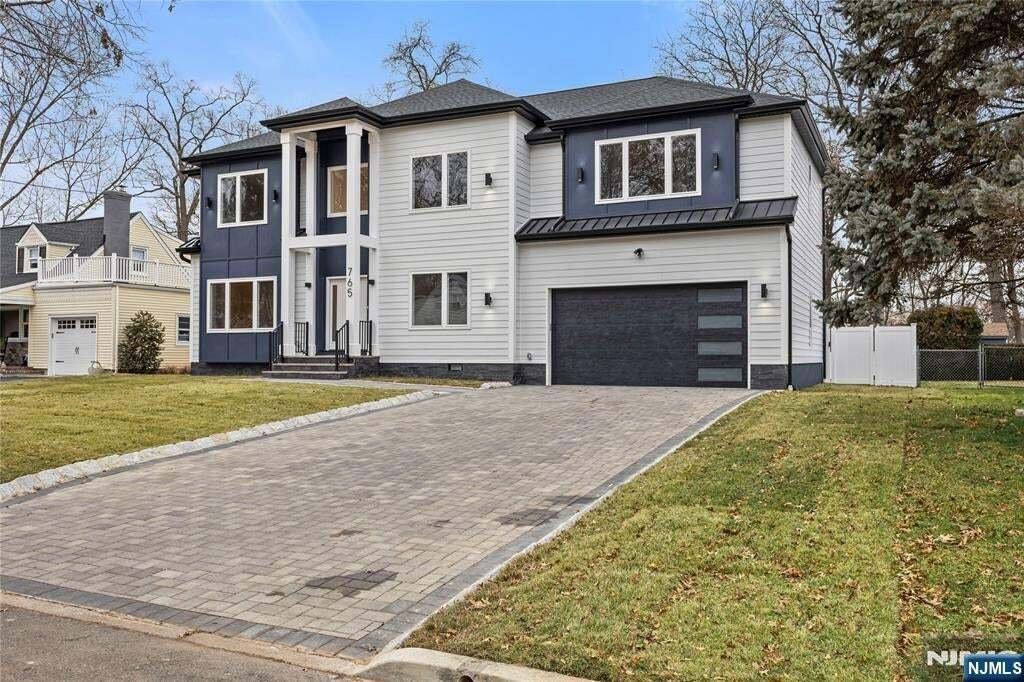 River Edge, New Jersey, United States 2 - 17550039