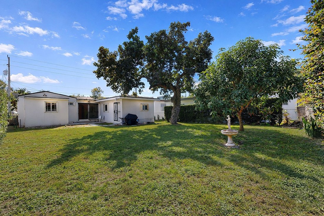 House in Miami, Florida, United States 5 - 17550491