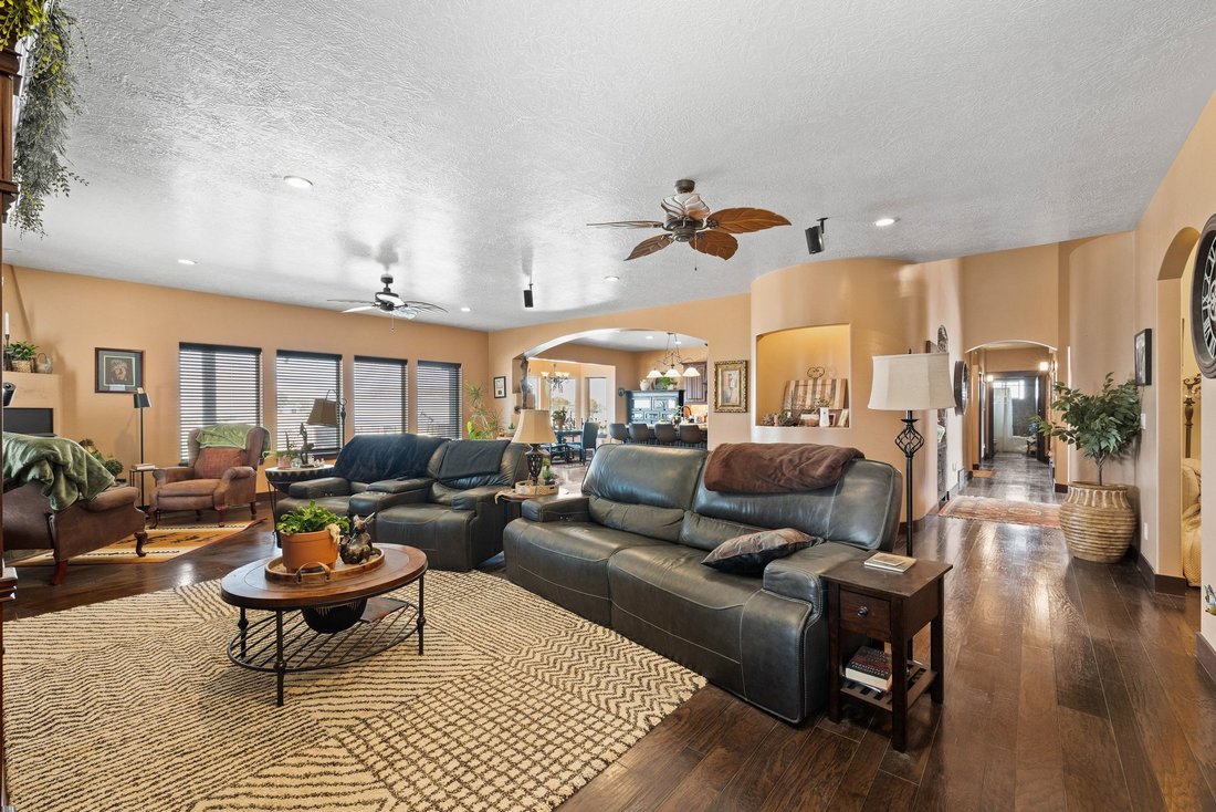 House in Santaquin, Utah, United States 3 - 17549730