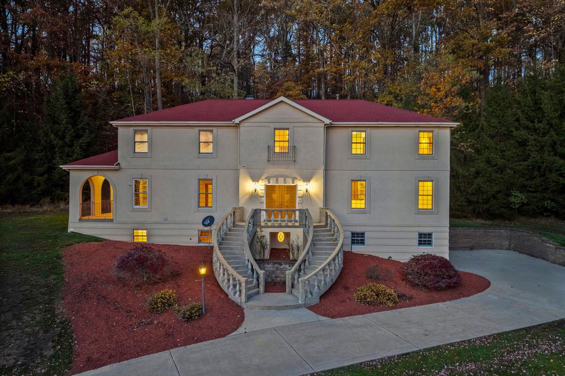 House in Murrysville, Pennsylvania, United States 1 - 16585730