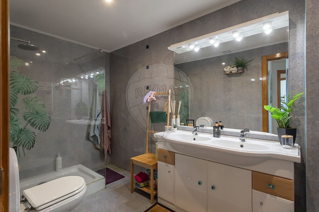 Apartment in Mina de Agua, Lisbon, Portugal 1 - 17548966