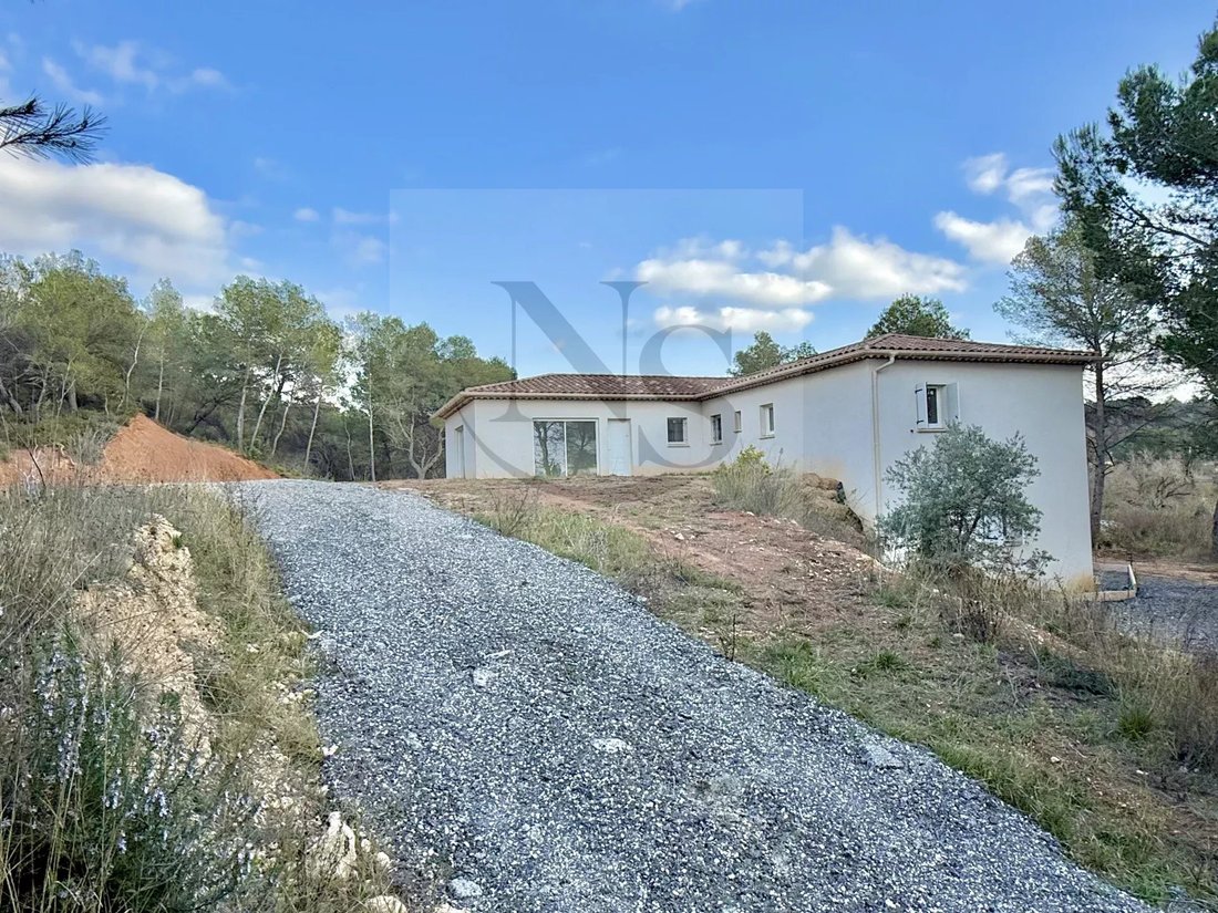 Villa in Châteauneuf-le-Rouge, Provence-Alpes-Côte d'Azur, France 1 - 16494483