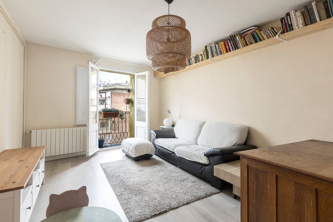 Apartment in Ciutat Vella, Barcelona, Spain 3 - 17553240