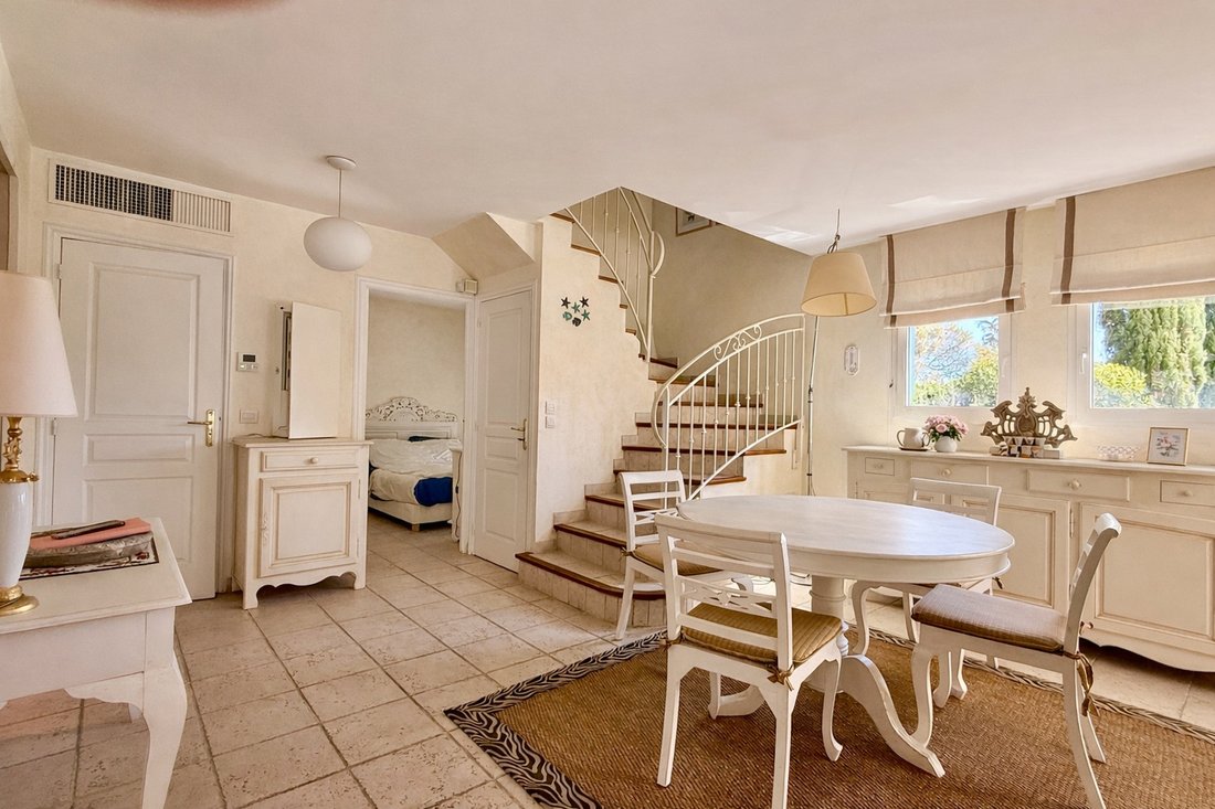 Villa in Nartelle-Noyer-Bellevue-bd des Sardinaux, Sainte-Maxime, France 5 - 17550168