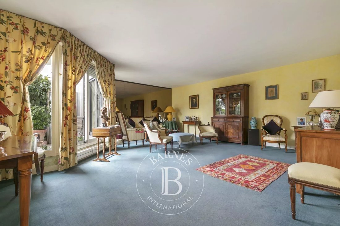 Apartment in Chantiers, Versailles, France 3 - 17548622