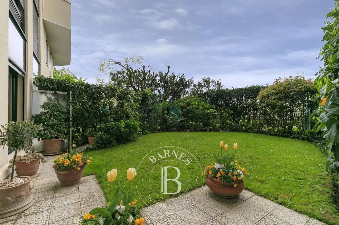 Apartment in Chantiers, Versailles, France 2 - 17548622