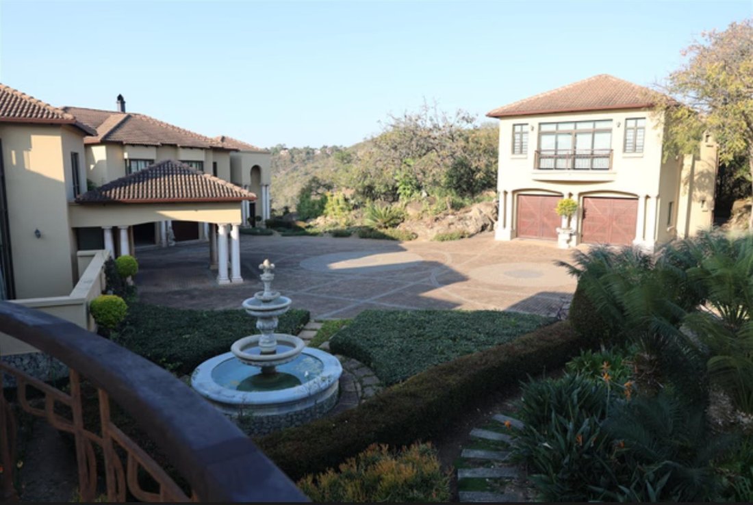 House in Sonheuwel, Mbombela, Mpumalanga 4 - 17553033