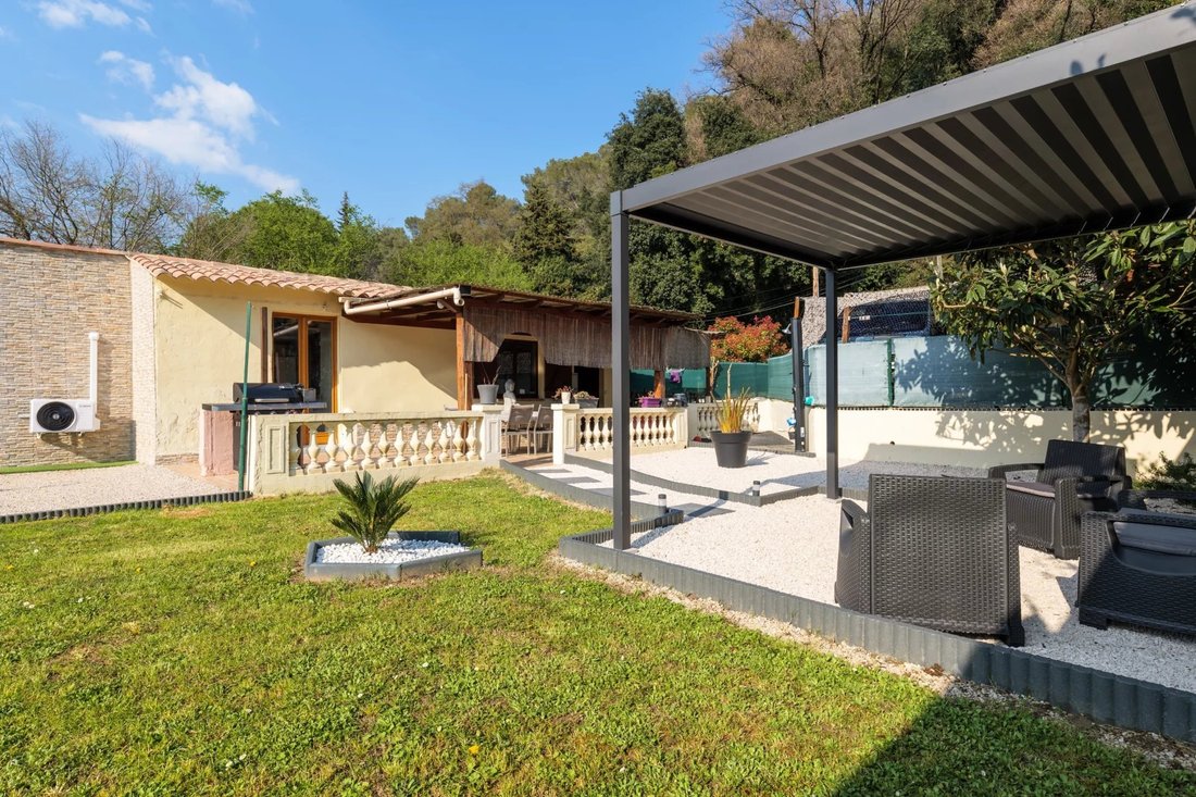 House in Val Fleuri-Montaleigne, Cagnes-sur-Mer, France 3 - 17550307