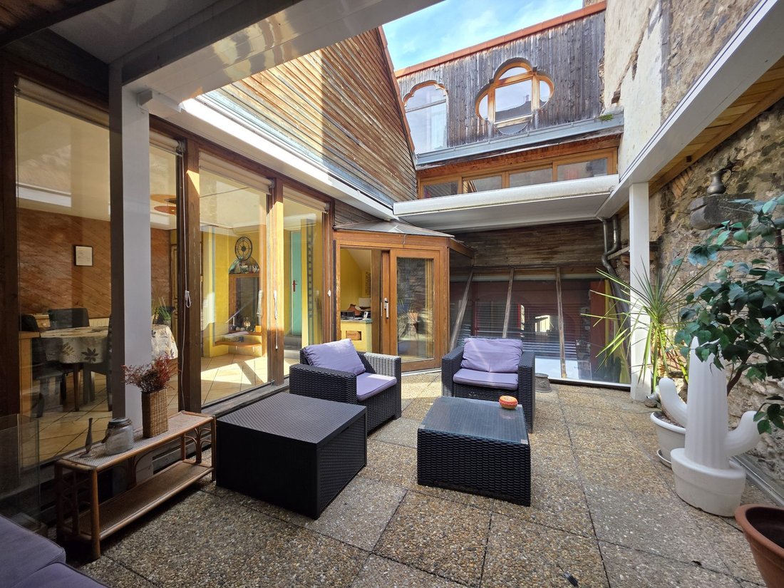 House in La Fontaine du Bac, Clermont-Ferrand, France 1 - 17525526
